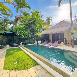 https://villa-umah-kupu-kupu.ubudhotelsnow.com