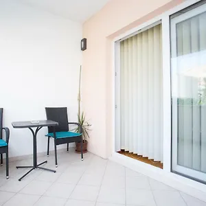https://apartments-baksi.splithotels.org